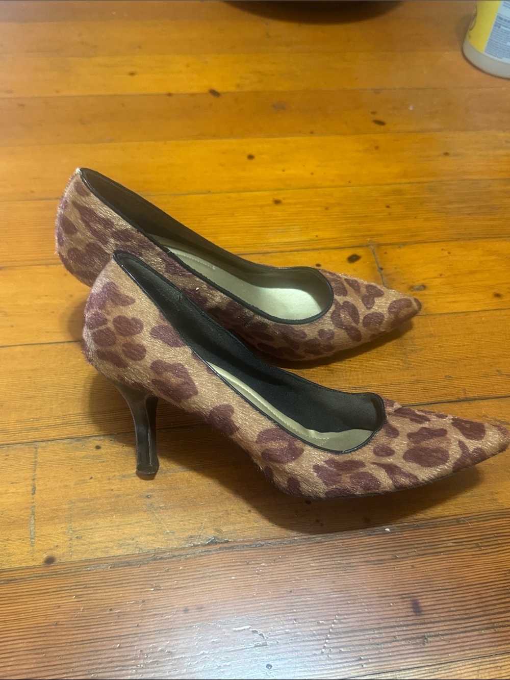 Women’s Pointed Toe Leopard Print Pumps - Brown